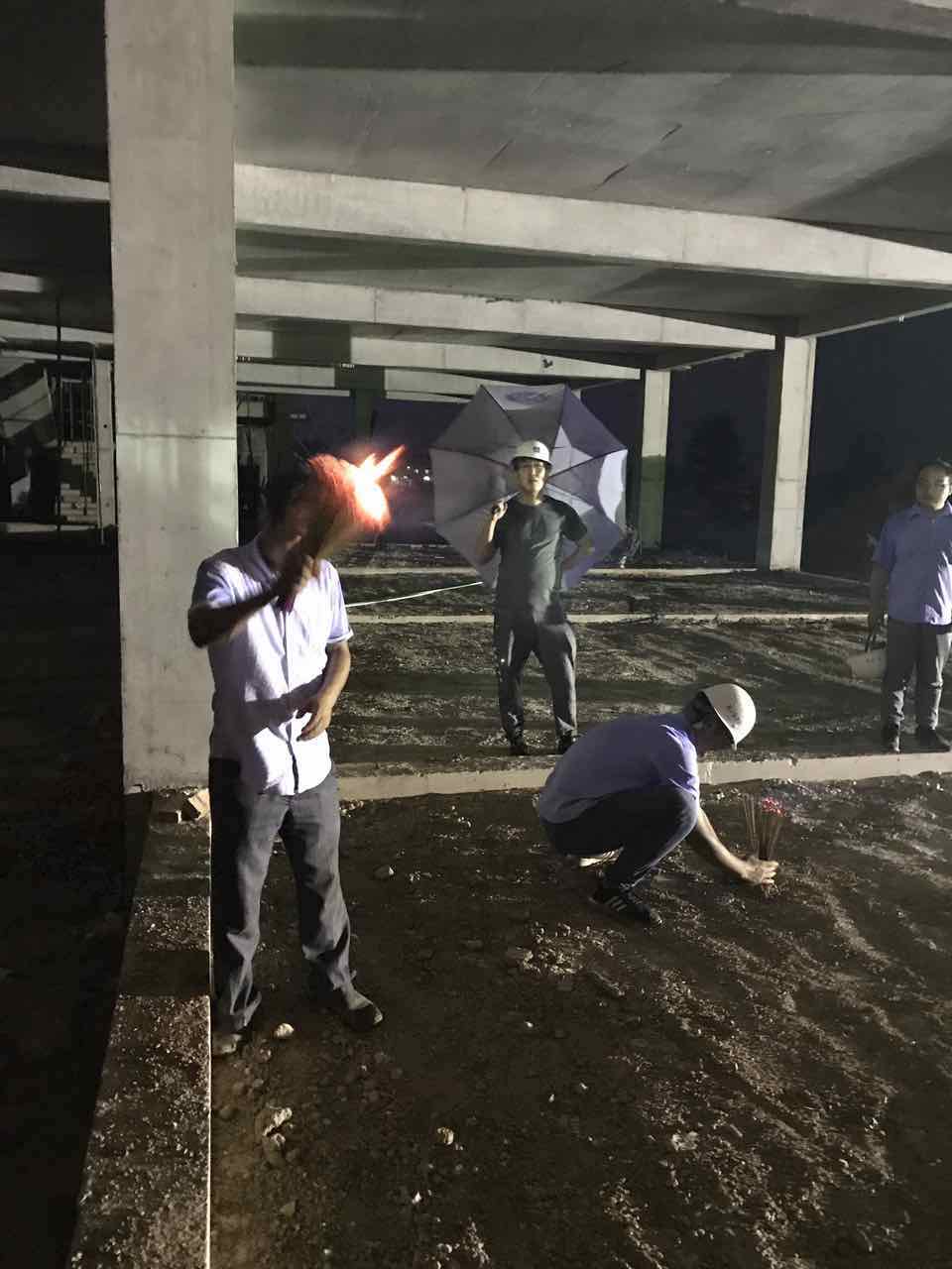 復(fù)合流閉式冷卻塔